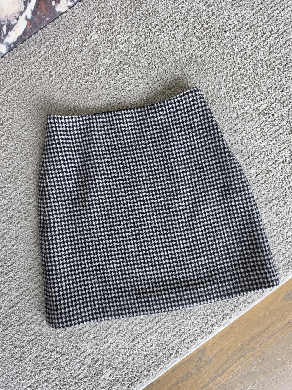 NWT Club Monaco houndstooth skirt